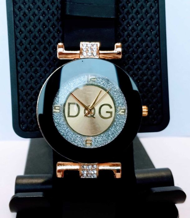 дамски кварцов часовник