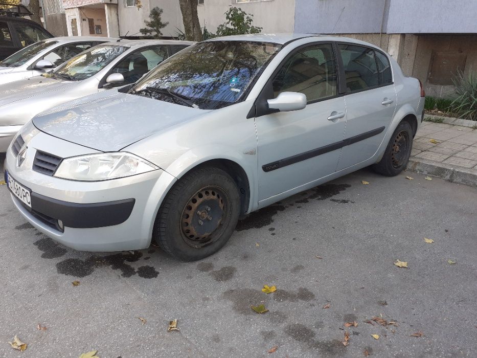 Рено Меган 2 седан на части