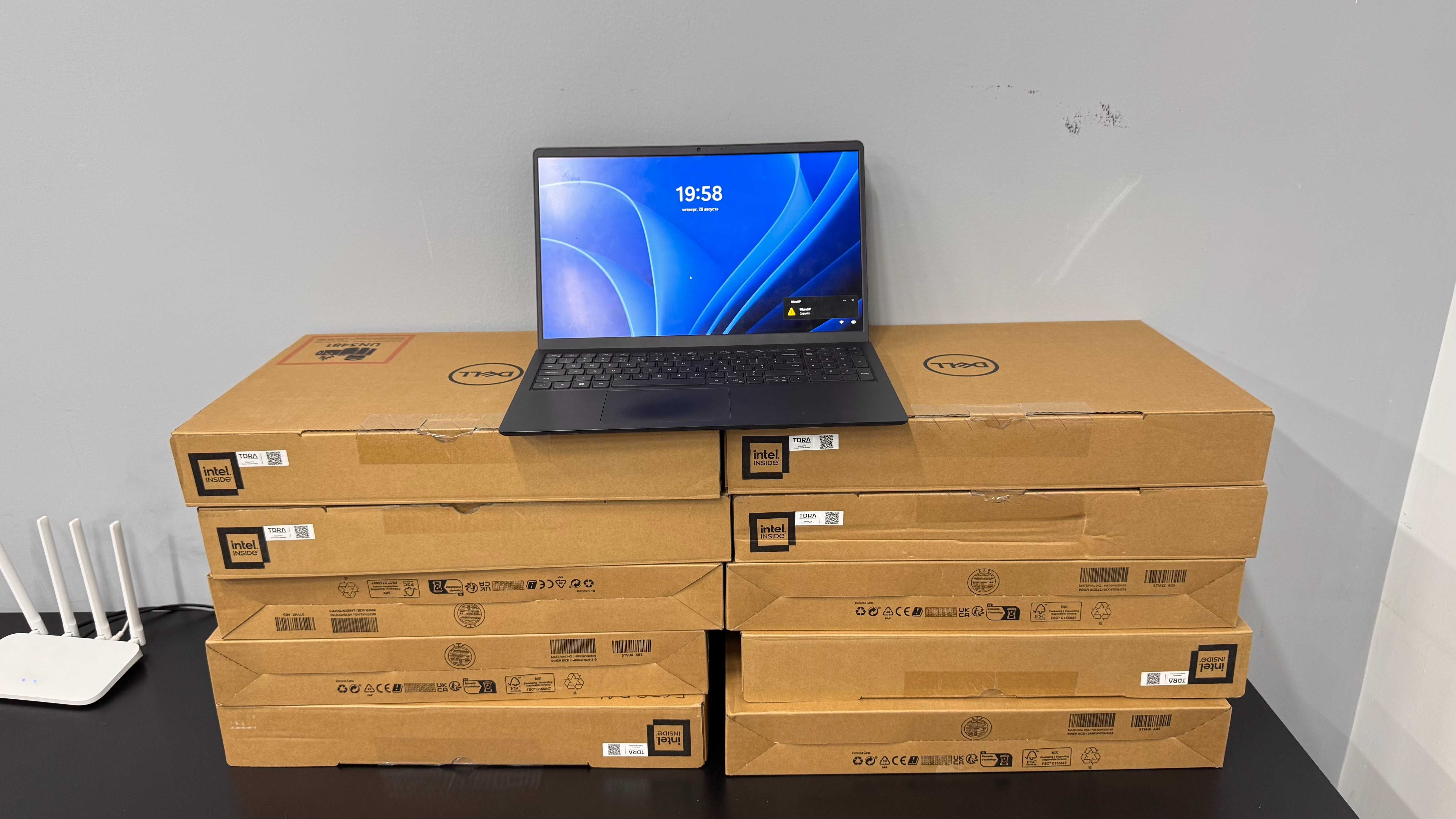 (10 шт) Ноутбуки Dell Vostro (8/512, i3)