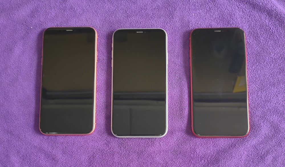 iPhone XR за части 3бр.