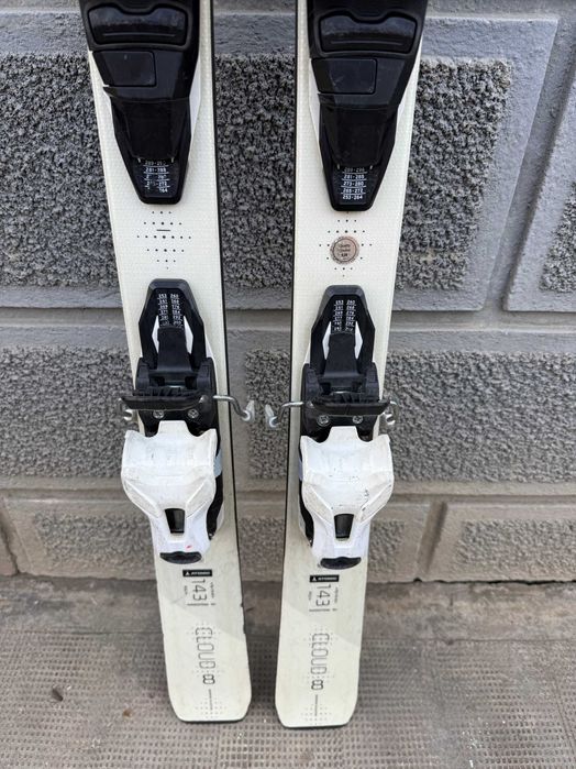 schi atomic cloud 8 L143cm