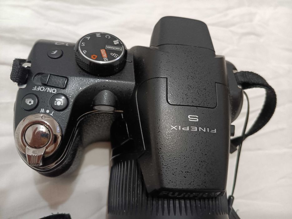 Фотоапарат с чанта