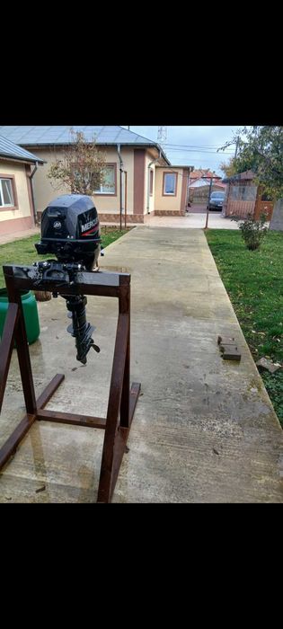 Motor barca mercury 8 cp ca nou