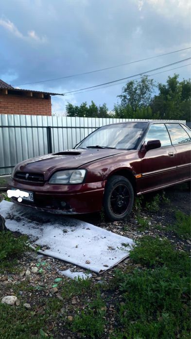 Продам машину subaru