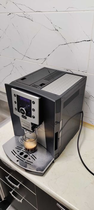 Espressor Automat DeLonghi Perfecta ESAM 5500.T Aparat cu Cafea Boabe