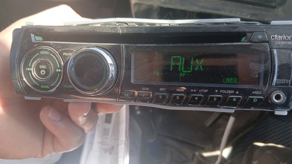 Clarion cz201eg оригинал