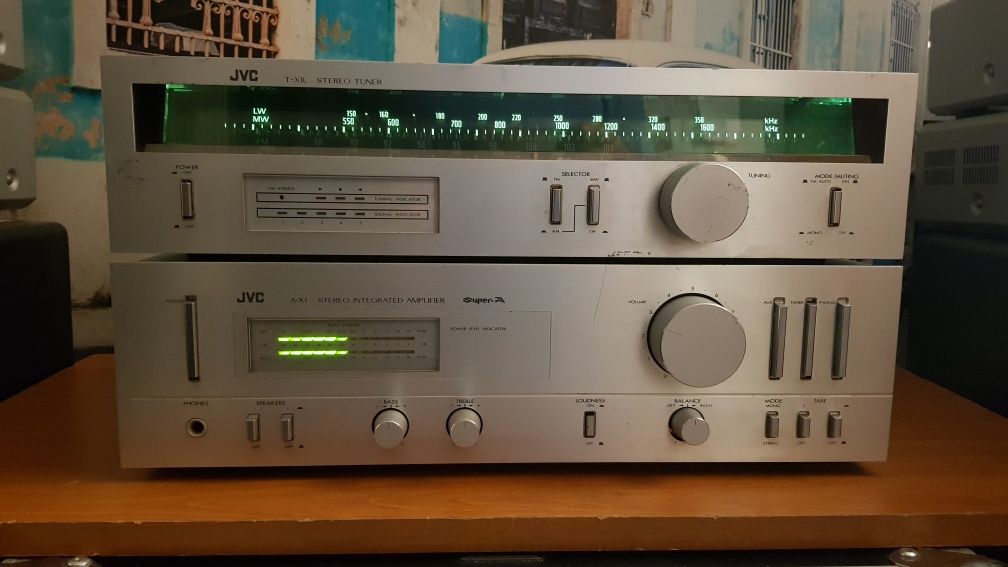 Amplificator - stație - JVC A-X 1