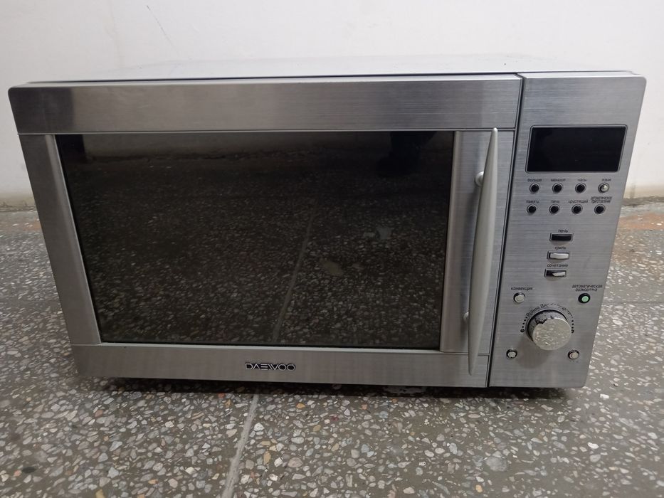 Продаётся микроволновая печь Daewoo  промышленная