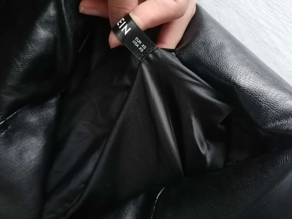 Gecuta imitație piele noua xs