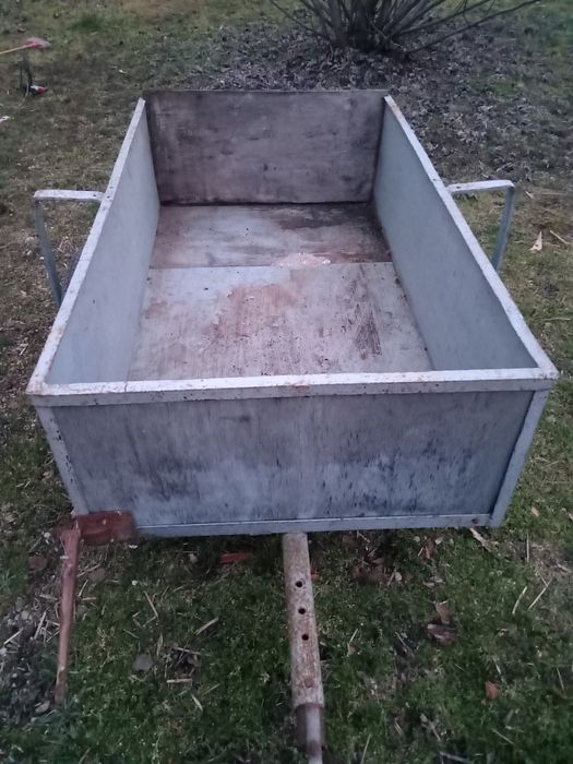 Remorcă după motocultor motosapă sau atv.