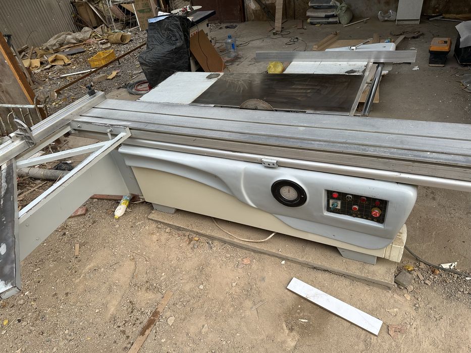 Станок двухпильный