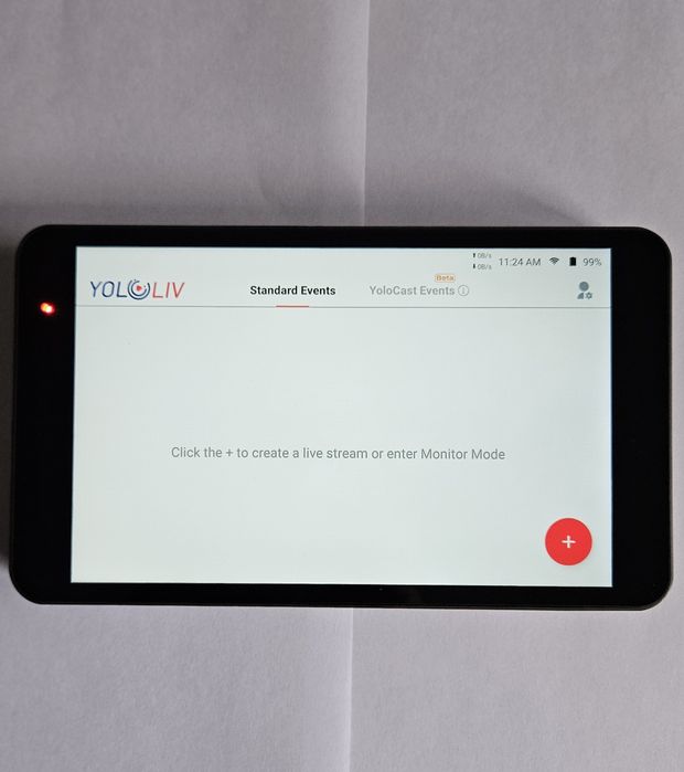 YOLOBOX pentru live Streaming