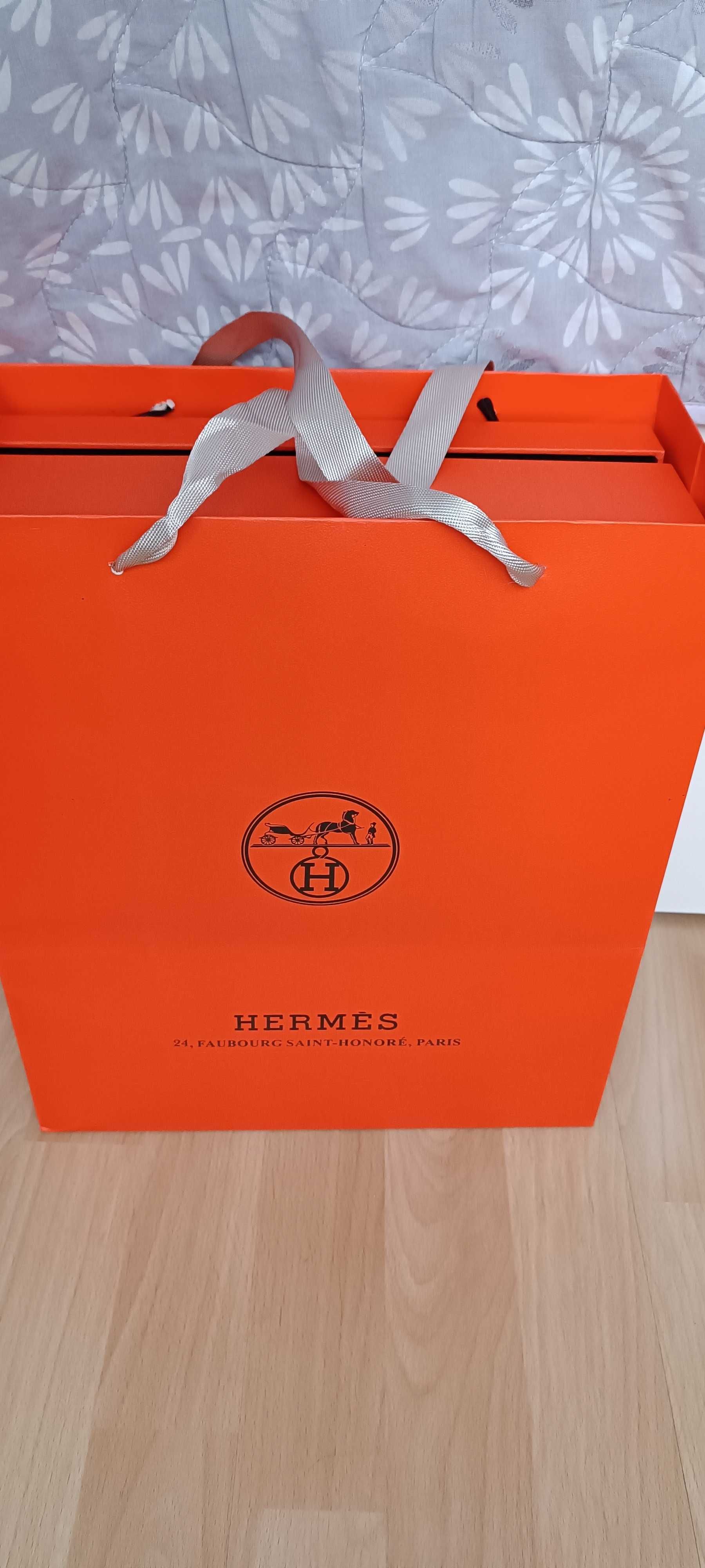 ПРОДАВАМ.: Комплект чаши за вино Hermes