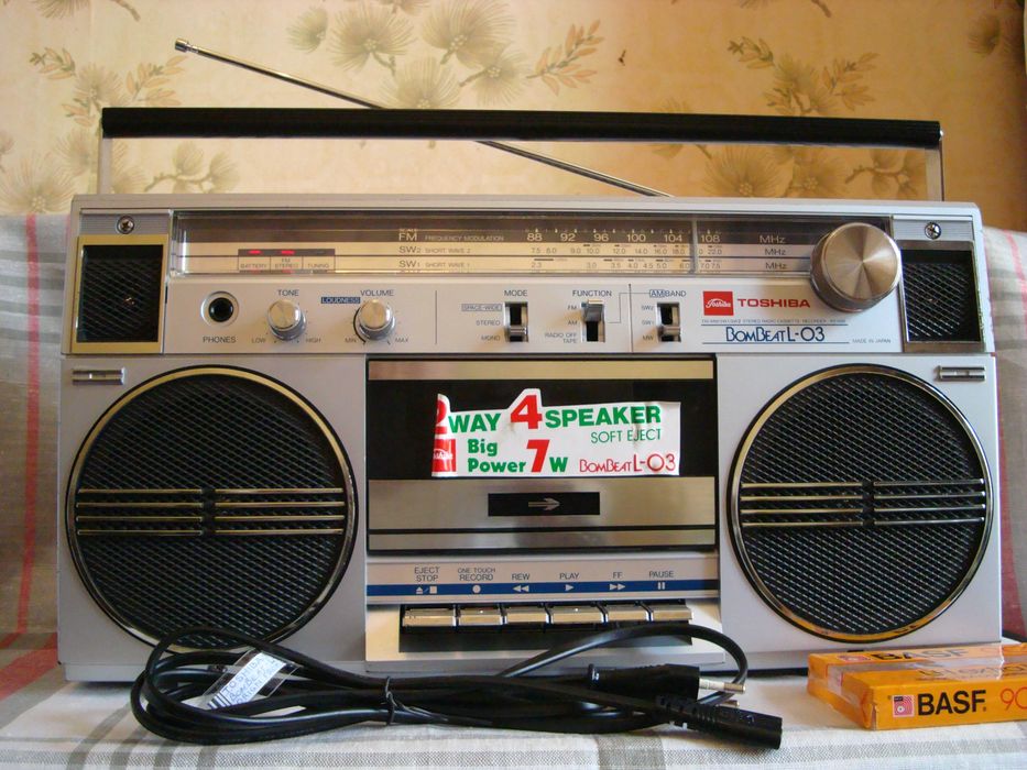 TOSHIBA  RT-110 S BomBeat L-03. 1982 год. Редкая. Made In Japan.
