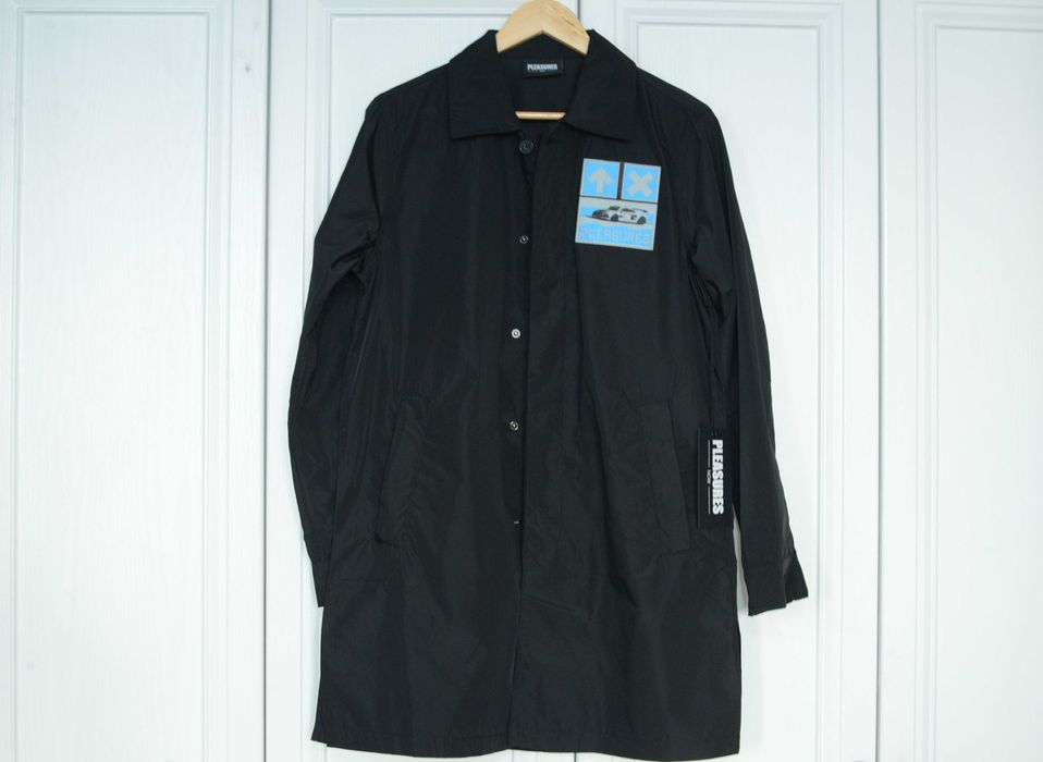 Pleasures S оригинальный плащ