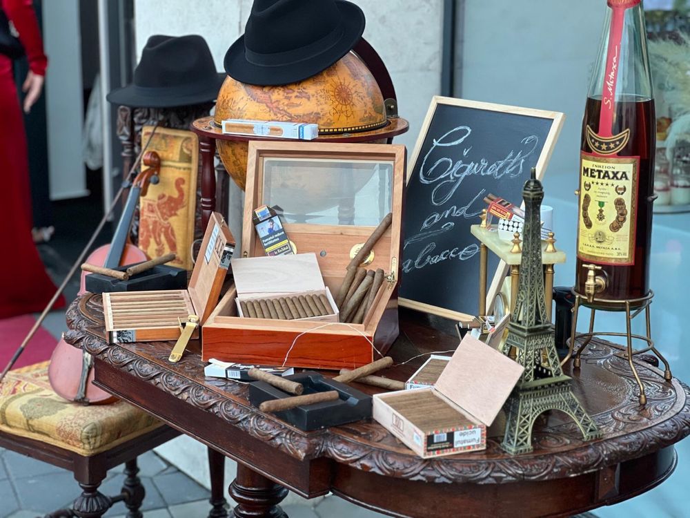 Trabuc Bar ~ Cigar bar ~ Bar trabucuri ~ Cigar Corner