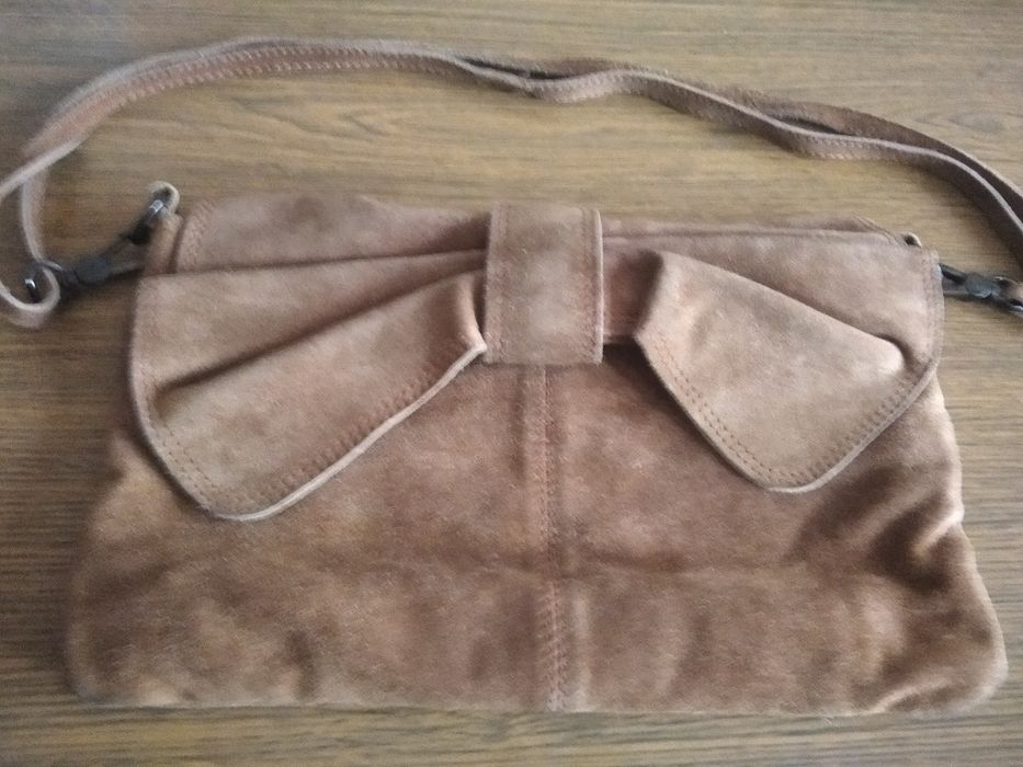 Продам замшевую натуральную сумку