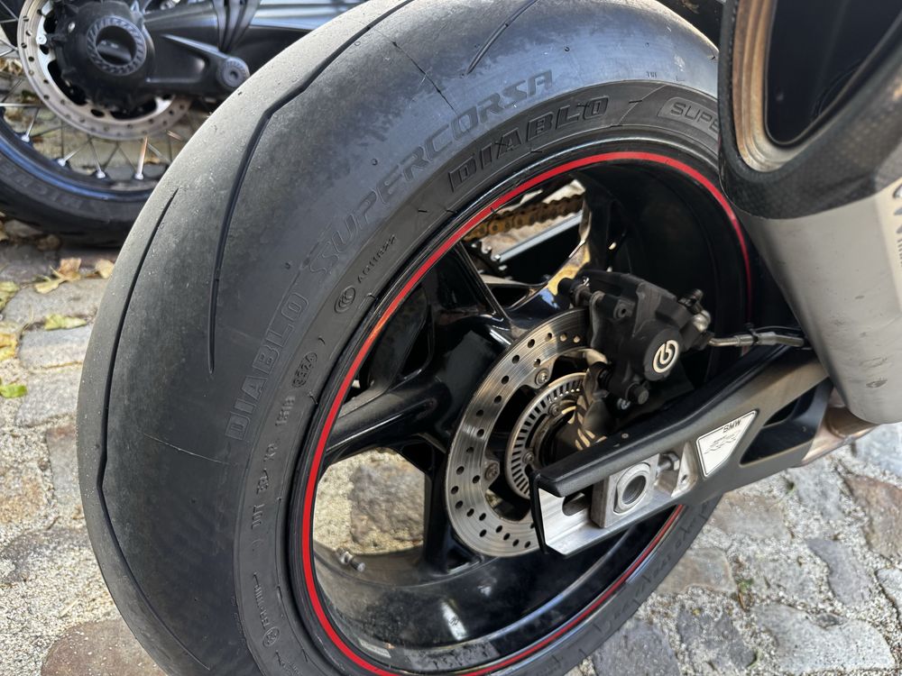 Vand BMW S1000RR, cumparat de la reprezentanta, unic proprietar