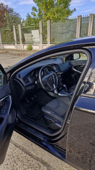 Volvo V40 D2 120CP/ 2017/ Webasto/ Parbriz încălzit/ Încălzire scaune