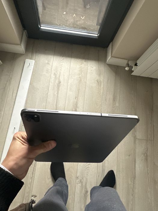 Ipad pro 12.9  2020 cellular, 256gb+tastatura apple