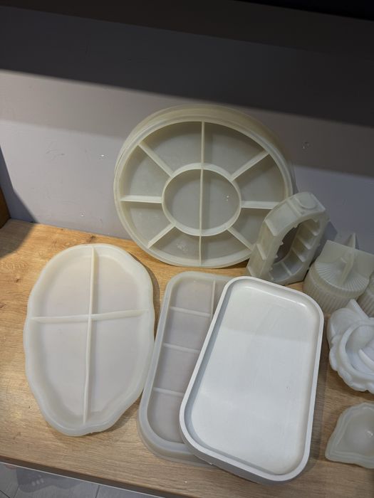 Молды силиконовые формы для гипса, свечей, смолы б/у