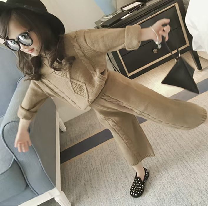 Детский трикотажный костюм