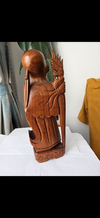 Statueta înțelept de 32 cm H .