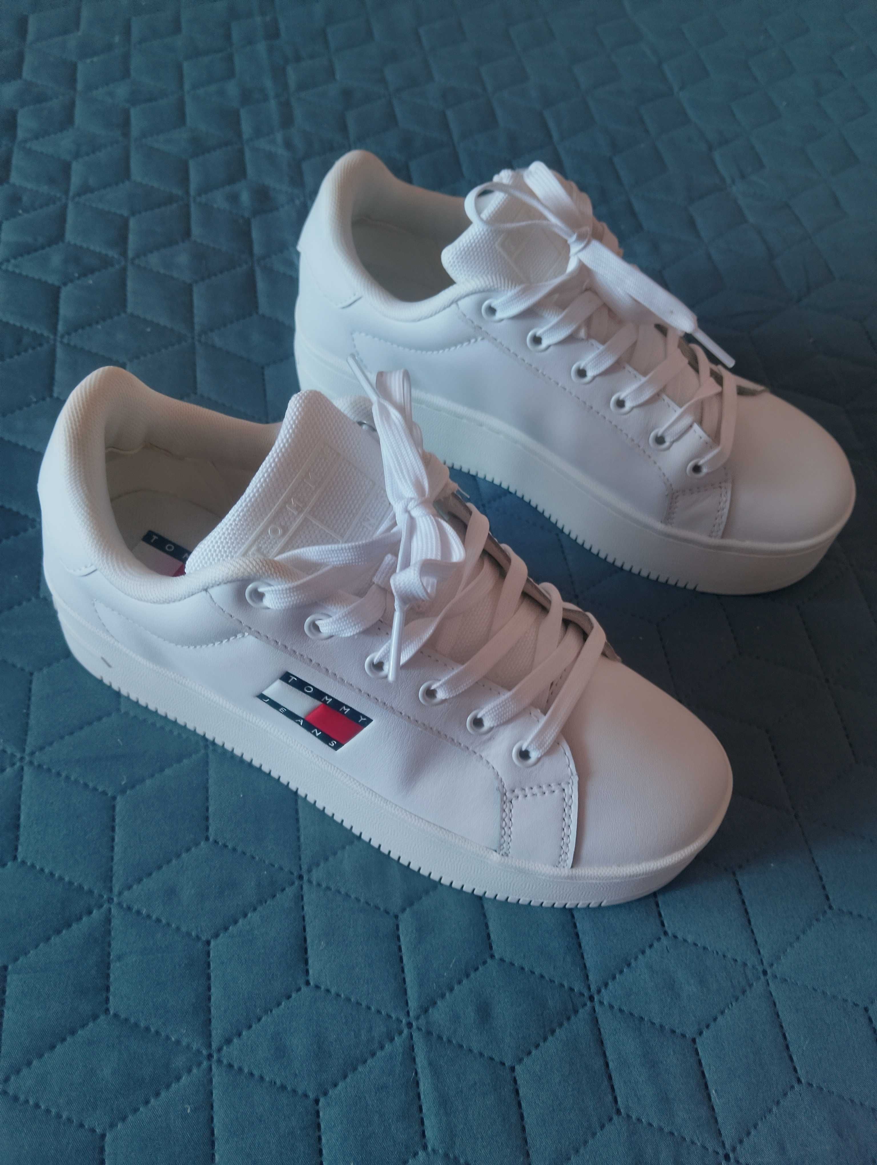 Дамски спортни обувки Tommy Jeans