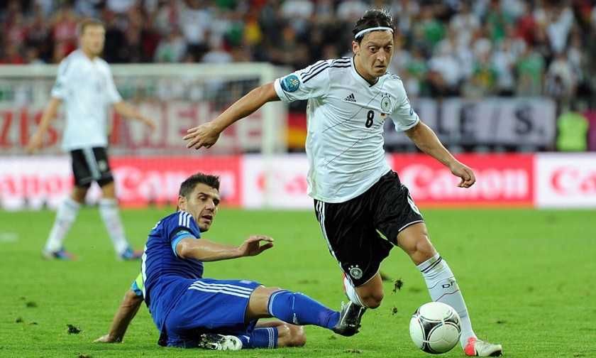 Tricou fotbal Mesut Özil, sezon 2011-2012, nationala Germaniei, marime