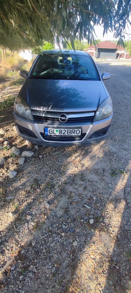 Opel Astra H 2004