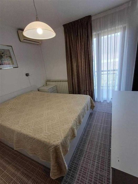 Дава се под наем Двустаен апартамент в Бургас, Братя Миладинови - 63 кв.м за 204 € - Снимка #3