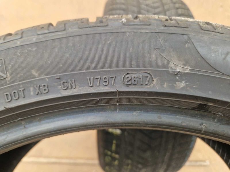 2 Anvelope de iarnă Pirelli R21 275/40 DOT2617