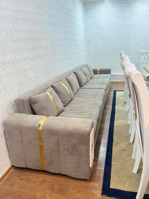 Диван для гостиной комнаты