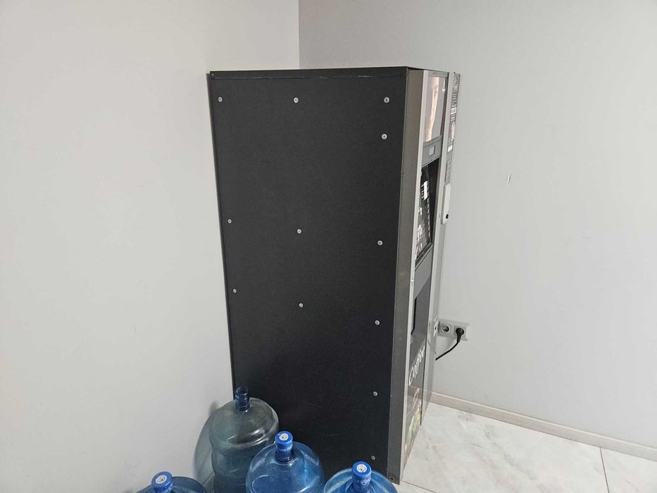 вендинг машина за кафе с монетник