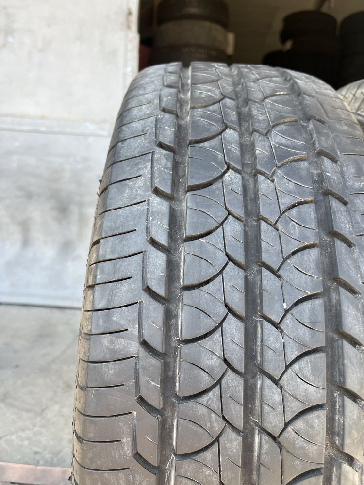 2 бр. гуми за бус 225/70/15C Barum 8+ DOT 1317