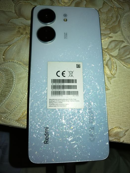 Продаю телефон редми 13с в идиалном состоянии каробка документы иметьс