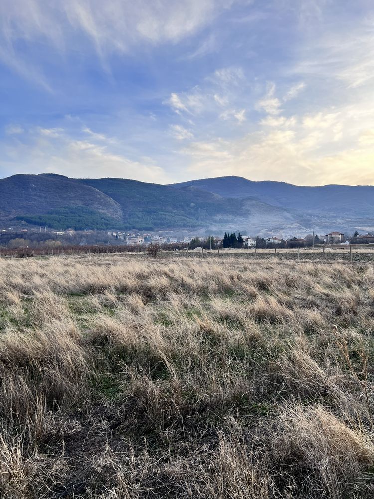 Продавам парцел УПИ в гр.Куклен