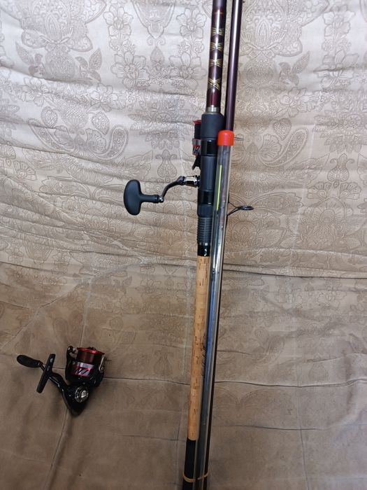 Продавам фидери Dome Gabor, Daiwa aqualit, болонезе Siweida,теле карп