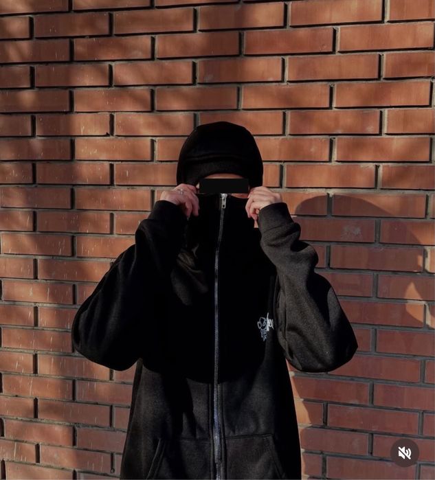 Кофты толстовки одежда