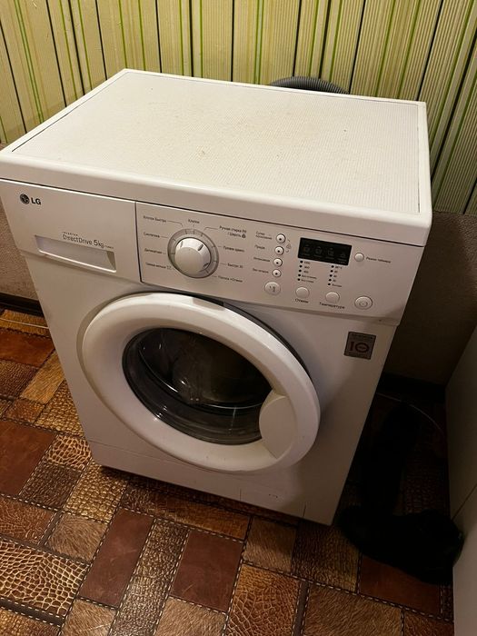 Продам стиральную машину