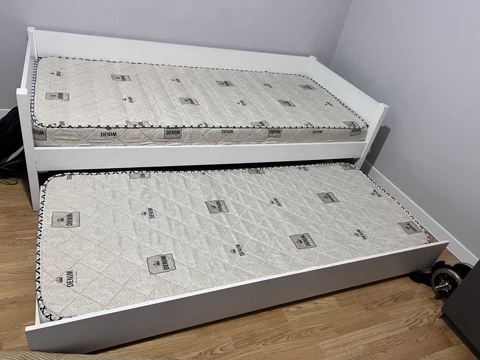 Кровать подростковая.