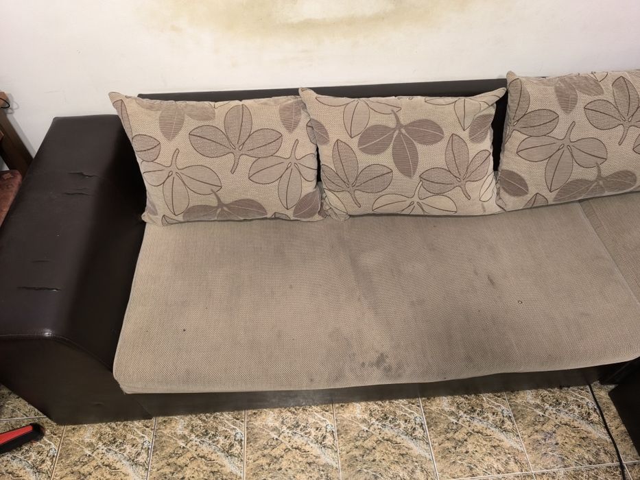 Подарявам голям ъглов диван