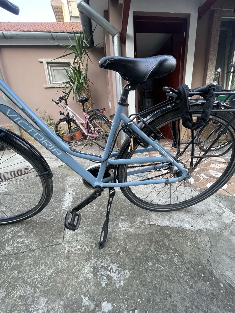 Bicicleta de dama cu suspensie
