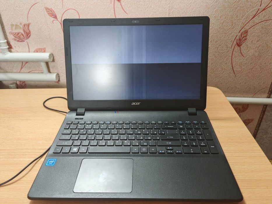 Продаю ноутбук Acer EX2419, model N15W4 на запчасти!