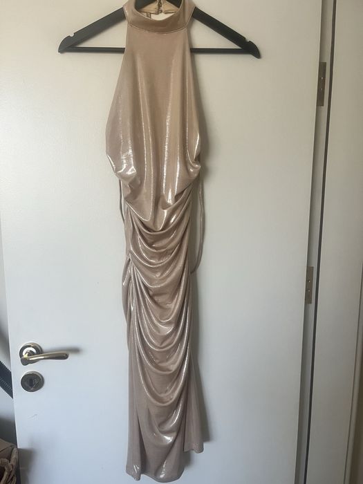 Елегантна рокля