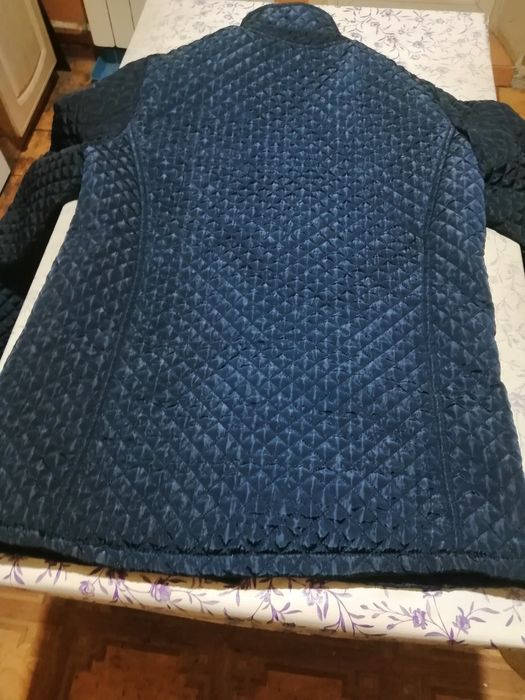 Продам куртка женскую осень-весна