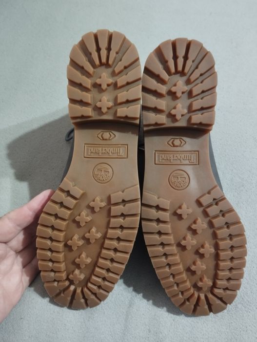 Bocanci Timberland 6 premium inch măr 40