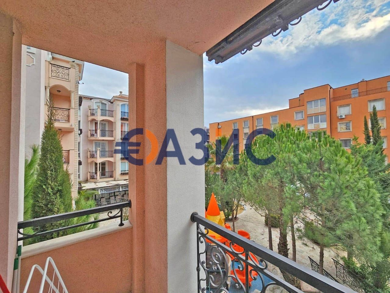 Тристаен апартамент в комплекс Romance Marine, 76 кв.м., Слънчев бряг,
