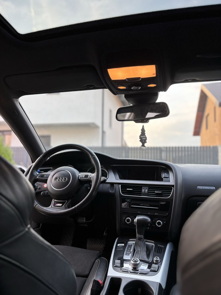Audi A5 S-line , Quattro , Trapa , Distronic , Lane-Assist