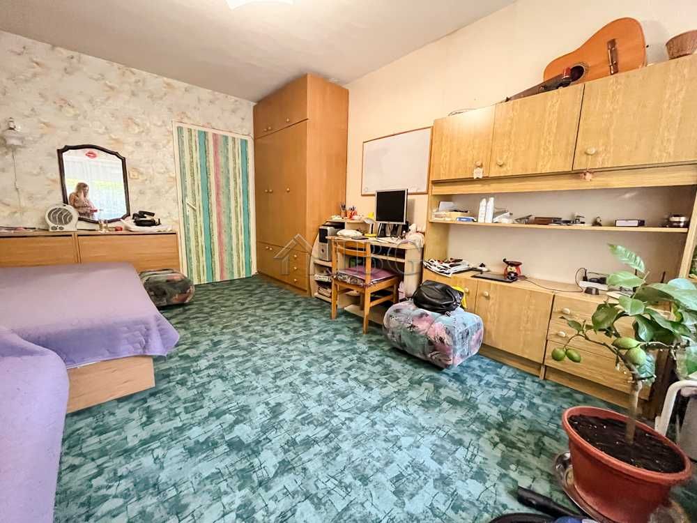 Продава се Тристаен апартамент в Русе, Възраждане - 77 кв.м за 1104 €/кв.м - Снимка #5